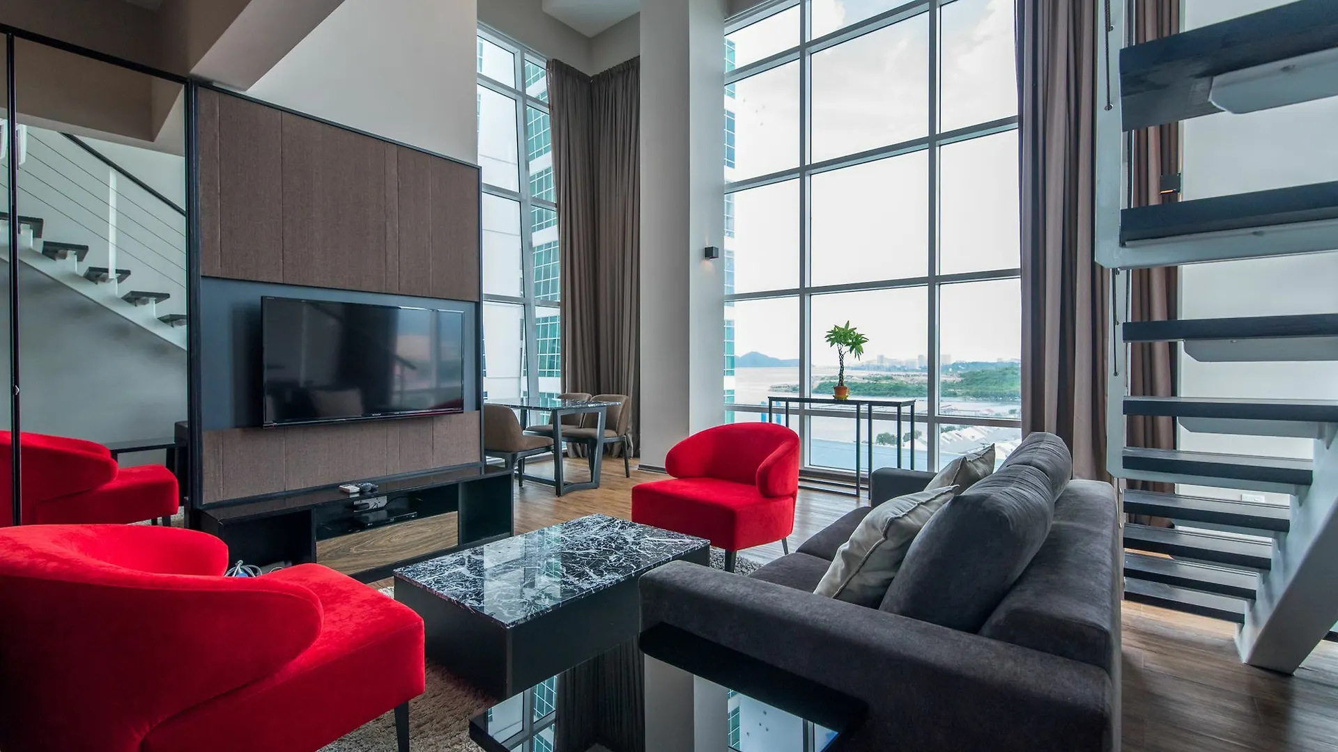 Urban Suite @ Maritime Suite