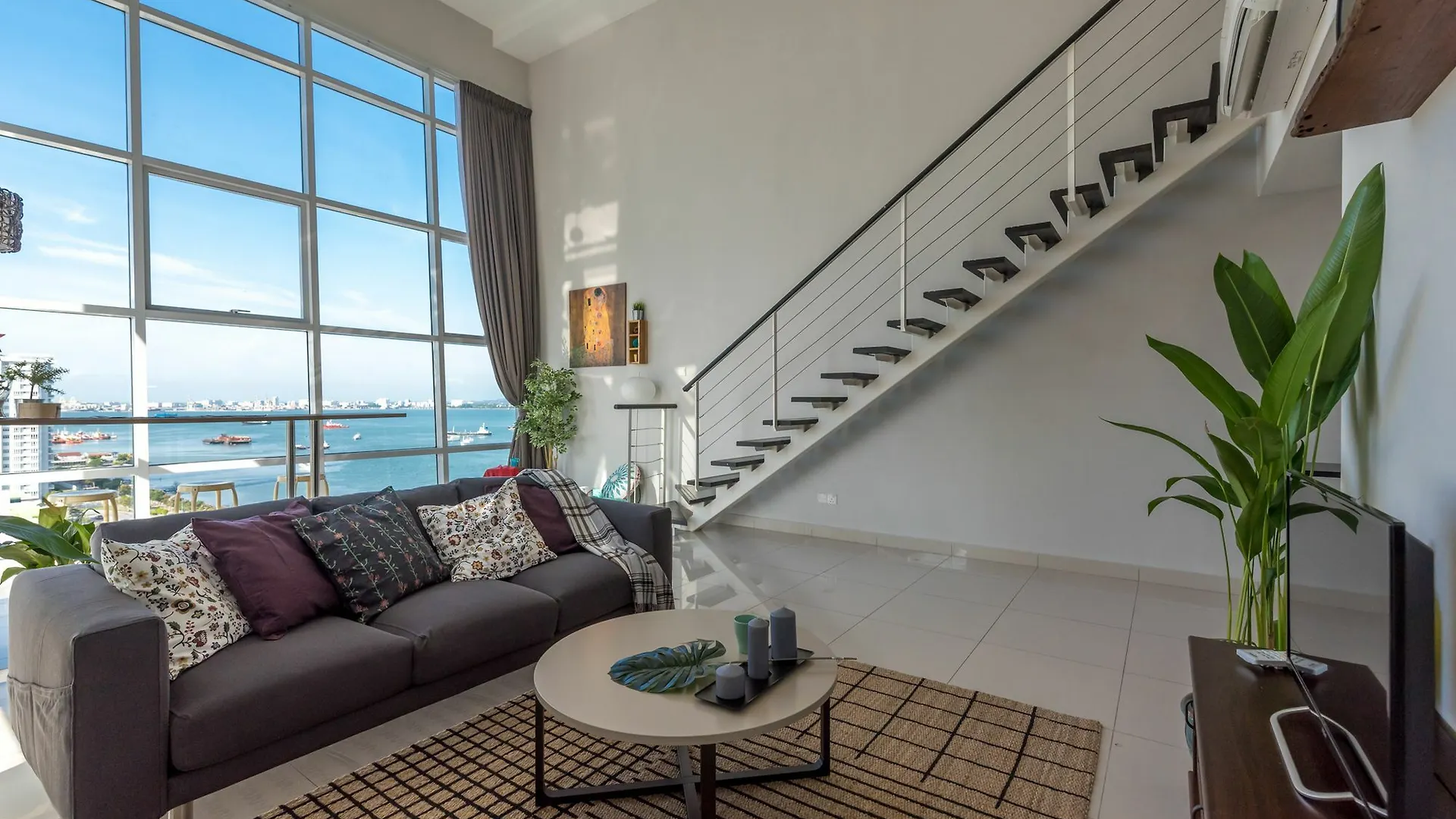 Urban Suite @ Maritime Suite